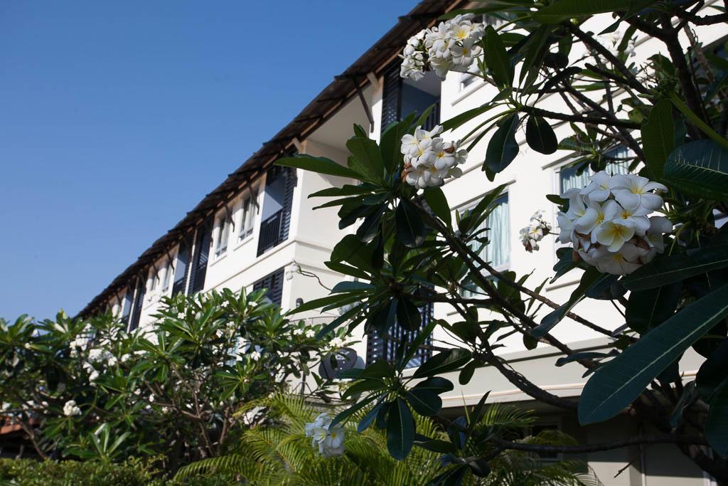 Season Palace Huahin Hotel Ча-Ам Екстер'єр фото