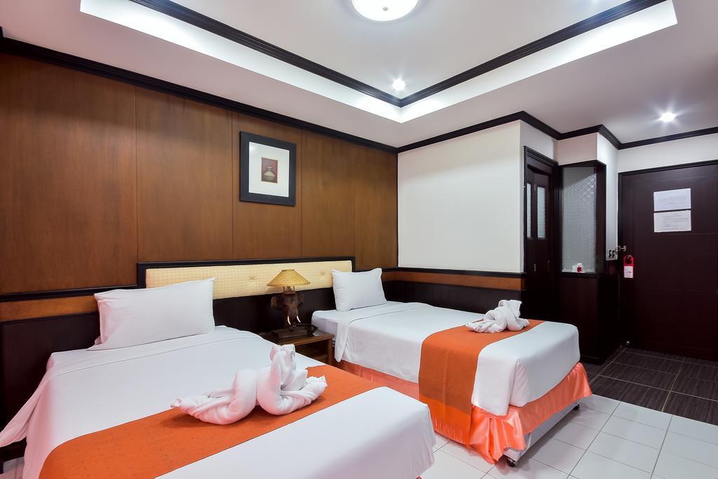 Season Palace Huahin Hotel Ча-Ам Екстер'єр фото