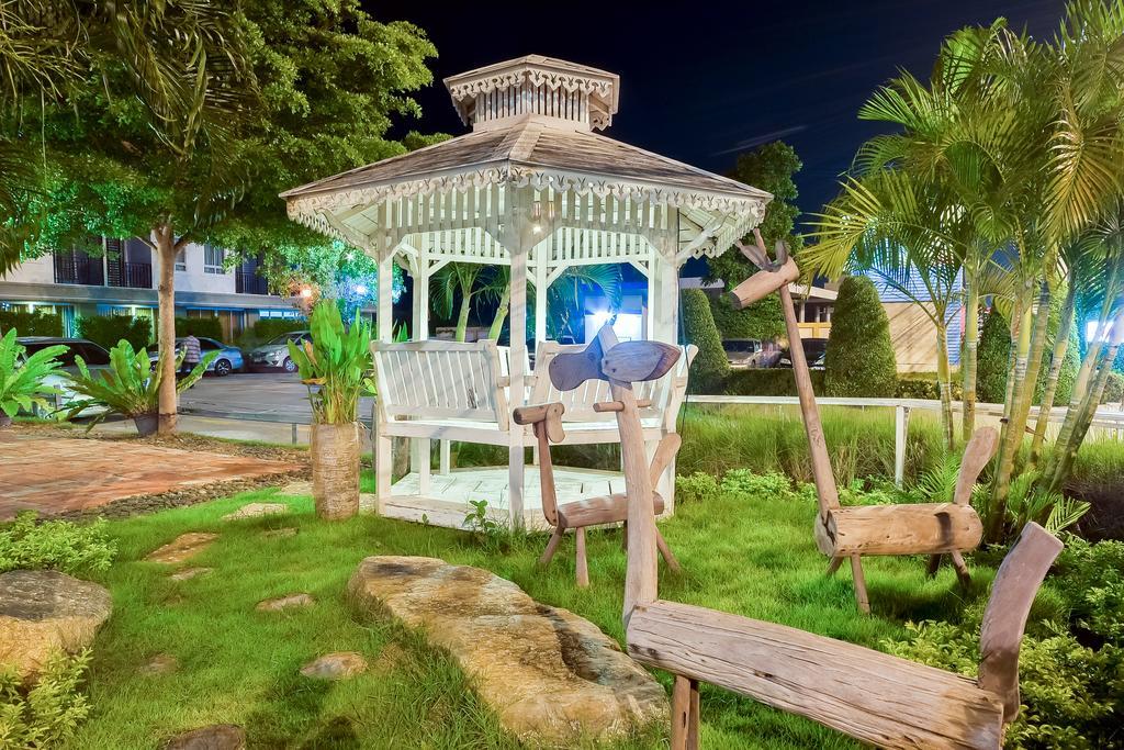 Season Palace Huahin Hotel Ча-Ам Екстер'єр фото