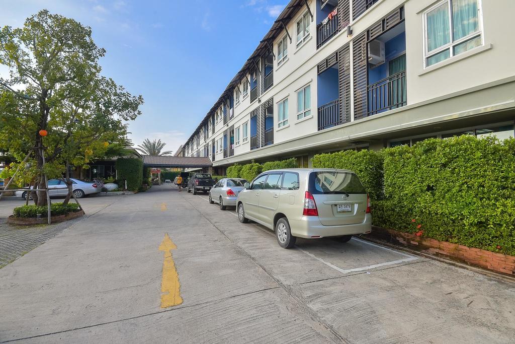 Season Palace Huahin Hotel Ча-Ам Екстер'єр фото