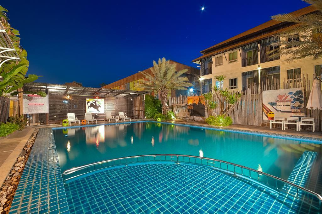 Season Palace Huahin Hotel Ча-Ам Екстер'єр фото