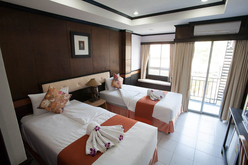Season Palace Huahin Hotel Ча-Ам Екстер'єр фото