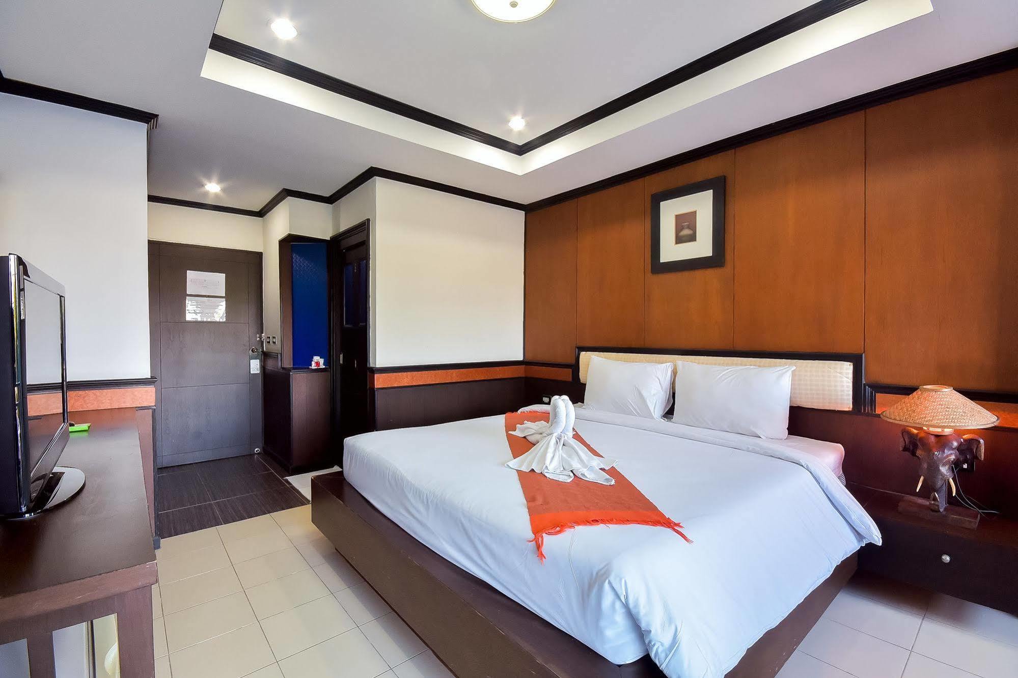 Season Palace Huahin Hotel Ча-Ам Екстер'єр фото