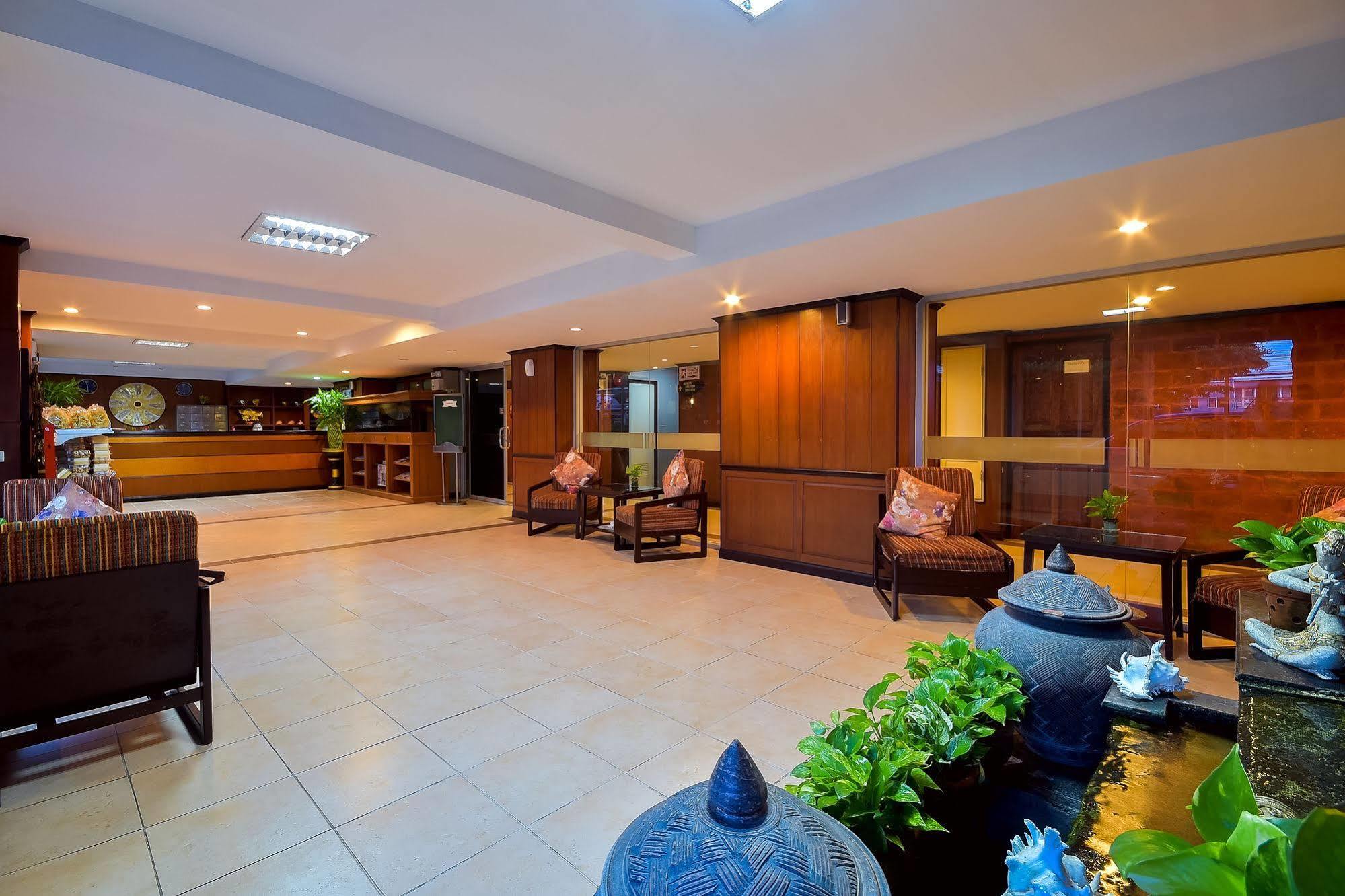 Season Palace Huahin Hotel Ча-Ам Екстер'єр фото